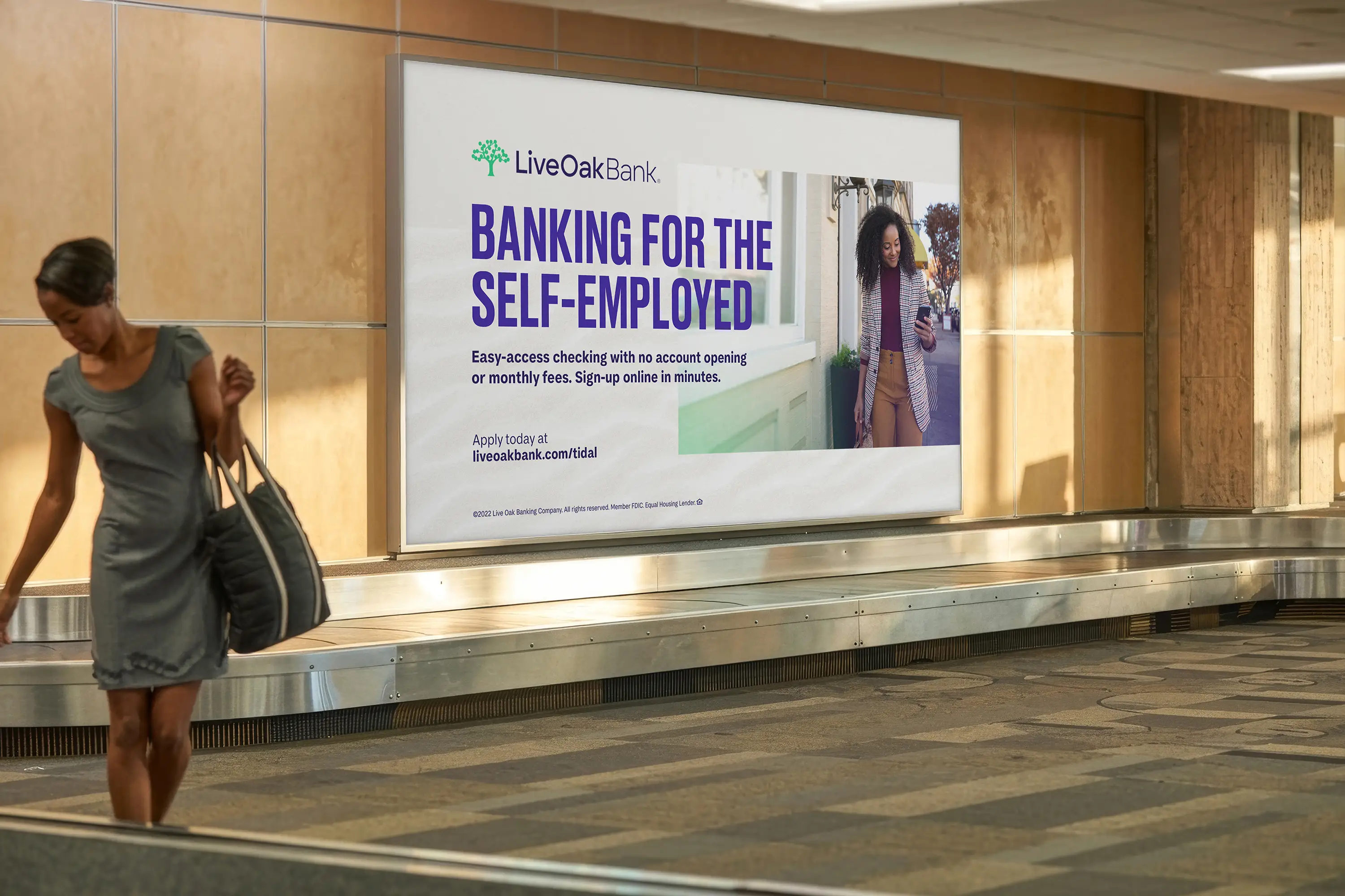 live-oak-bank-tidal-small-business-checking-campaign-tampa-international-airport-baggage-claim-out-of-home-video-wall-ad